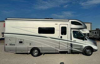 2024 Winnebago View Mercedes