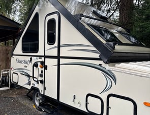 Forest River RV Flagstaff Hard Side High Wall Series 19QBHW