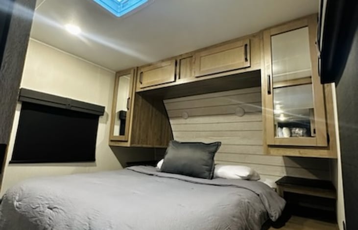 Private Queen size bed