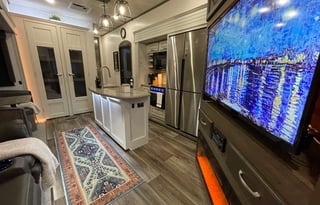 AMAZING RV - Must See 2BR! in North Hollywood