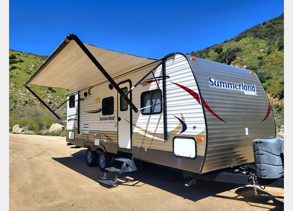 Travel Trailer rentals in corona