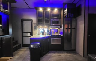 2018 Forest River RV Cherokee Arctic Wolf 315TBH8