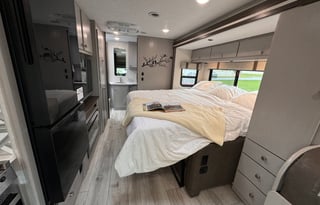 2026 29ft Coachmen 26MB - Sleeps 6