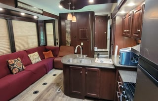 2015 heartland Road warrior rw415