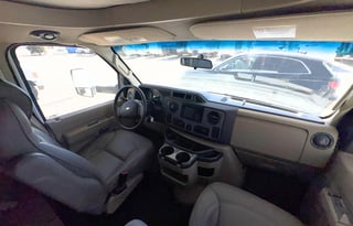 Rare King Bed | Auto Leveling | Easy to Drive