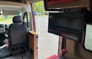 Newly Serviced! LUXURY Winnebago Camper Sleeps 2