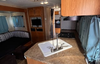 2011 Keystone RV Summerland 2570RL