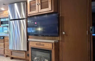 2017 Tiffin Motorhomes Allegro 36 LA