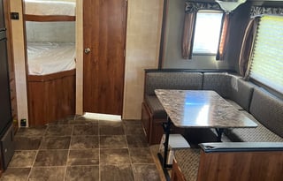 2015 Keystone RV Hideout 26BHSWE