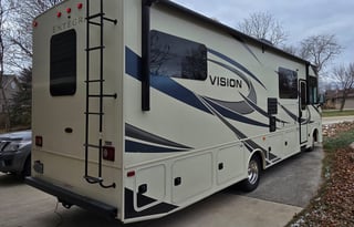 2022 Entegra Coach Vision 29F - Wally