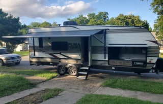 2020 Palomino Puma XLE Lite 25TFC Toy Hauler