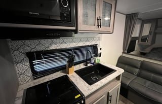 2023 Dutchmen RV Coleman Lantern LT Series 274BH