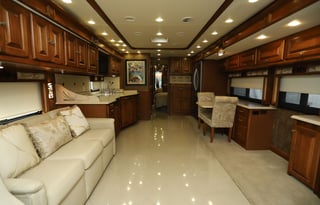 2012 Tiffin Motorhomes Phaeton 40 QBH