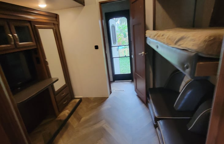 Bunkhouse, 2nd bath on end with 2nd exterior door.