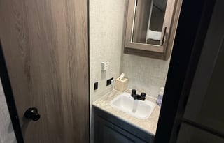 Brand NEW RV! 2021 Gulf Stream 24BH W Solar