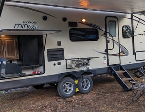 Forest River RV Rockwood Mini Lite 2507S