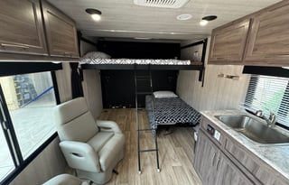 2023 Genesis Supreme Sandsport 2314 Prime