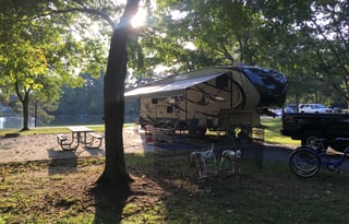 Fully Stocked 5th wheel KZ Durango 3 Queen Beds