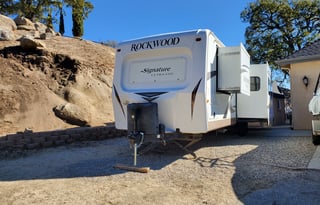 2015 Forest River RV Rockwood Signature Ultra Lite 8327SS