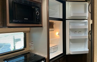 SUPER CLEAN 2021 THOR FREEDOM ELITE 22FE