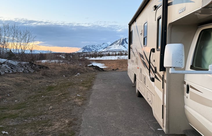 Parked along the Parks Highway on a "pulloff". There tons of pull offs that can be great boon docking sites.