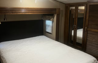 Delivery only. 2015 Coachmen Chaparral