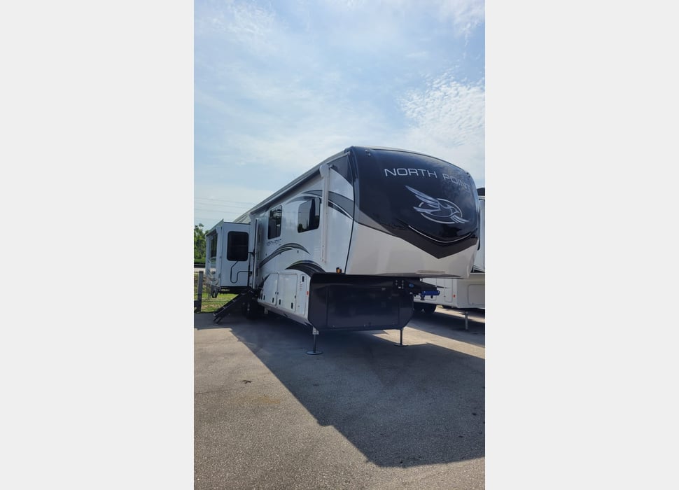 Fifth Wheel rentals in Norris City