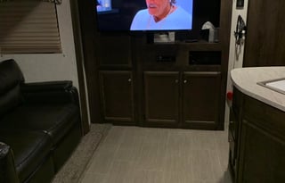 2019 Starcraft Launch Outfitter 27BHU