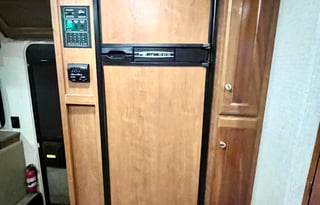 Get Out of Town 2018 Winnebago Sunstar 31BE