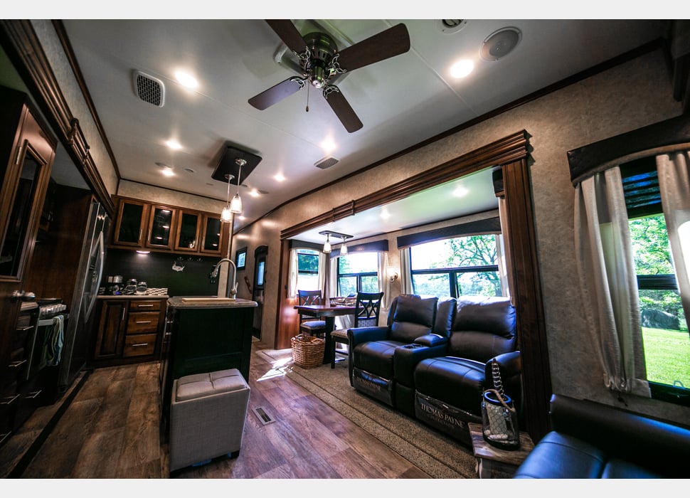 Fifth Wheel rentals in Springfield
