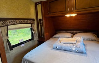 Stress Free Camping with the 2013 Jayco White Hawk
