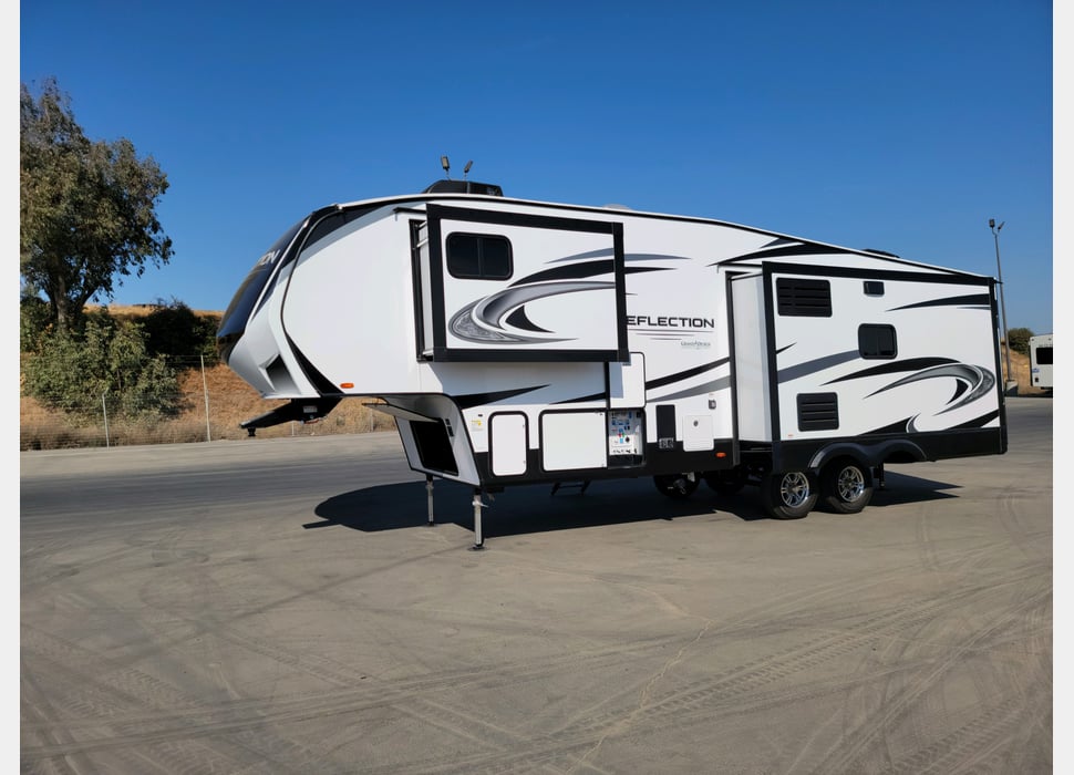 Fifth Wheel rentals in Bakersfield