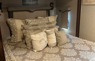 2018 Forest River RV Georgetown XL 369DS