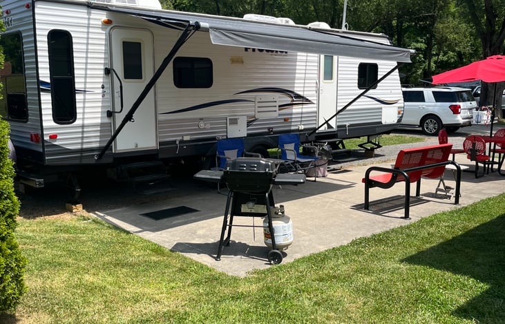 2doors and large awning