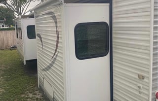 Shannon’s Apartment Style RV Rental