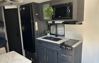 2022 Forest River RV Ozark 1650BHK