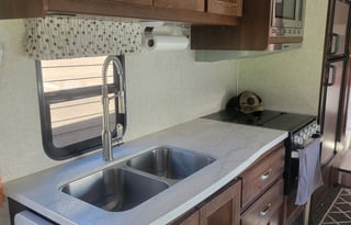 2019 Forest River Sunseeker LE 2850SLE ford