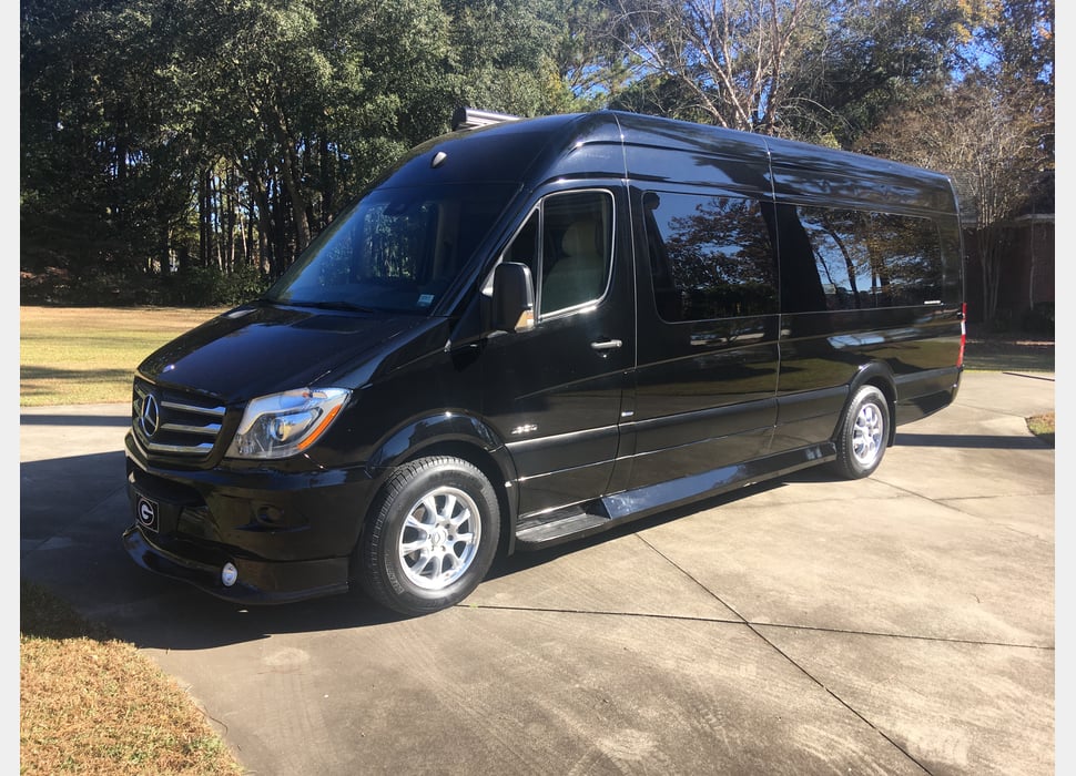 Class B Camping Van rentals in Ann Arbor