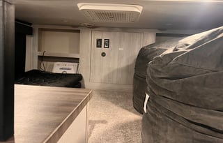 Spacious Family Friendly Luxury 5th Wheel 2BR/2BA