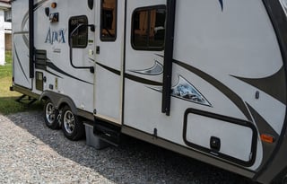 Pet friendly and fully equipped for camping!