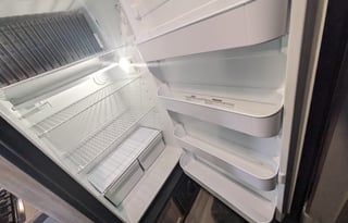 2025 ready- Winnebago - Fits 6, Tows Easy!