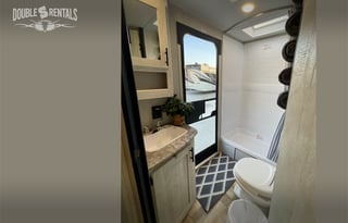 SHASTA Dual-Entry w/ Private Master, Bunks & 2 ACs