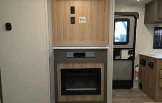 2025 Cruiser Avenir 25RK