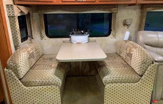 2007 Damon Challenger 376