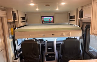2022 Holiday Rambler Vacationer 35K