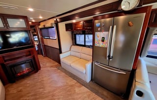 Harvey thee RV Fleetwood Bounder Class A Motorhome