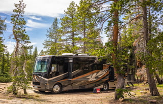 Fully Loaded 2017 Thor Motor Coach Outlaw 38RE