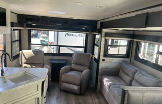 2021 Jayco Jay Feather 27RL