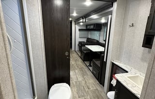 2020 Kodiak Ultra-Lite 296 Bunkhouse