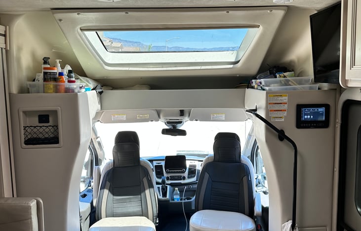 Both seats swivel to add some extra seats when camping.